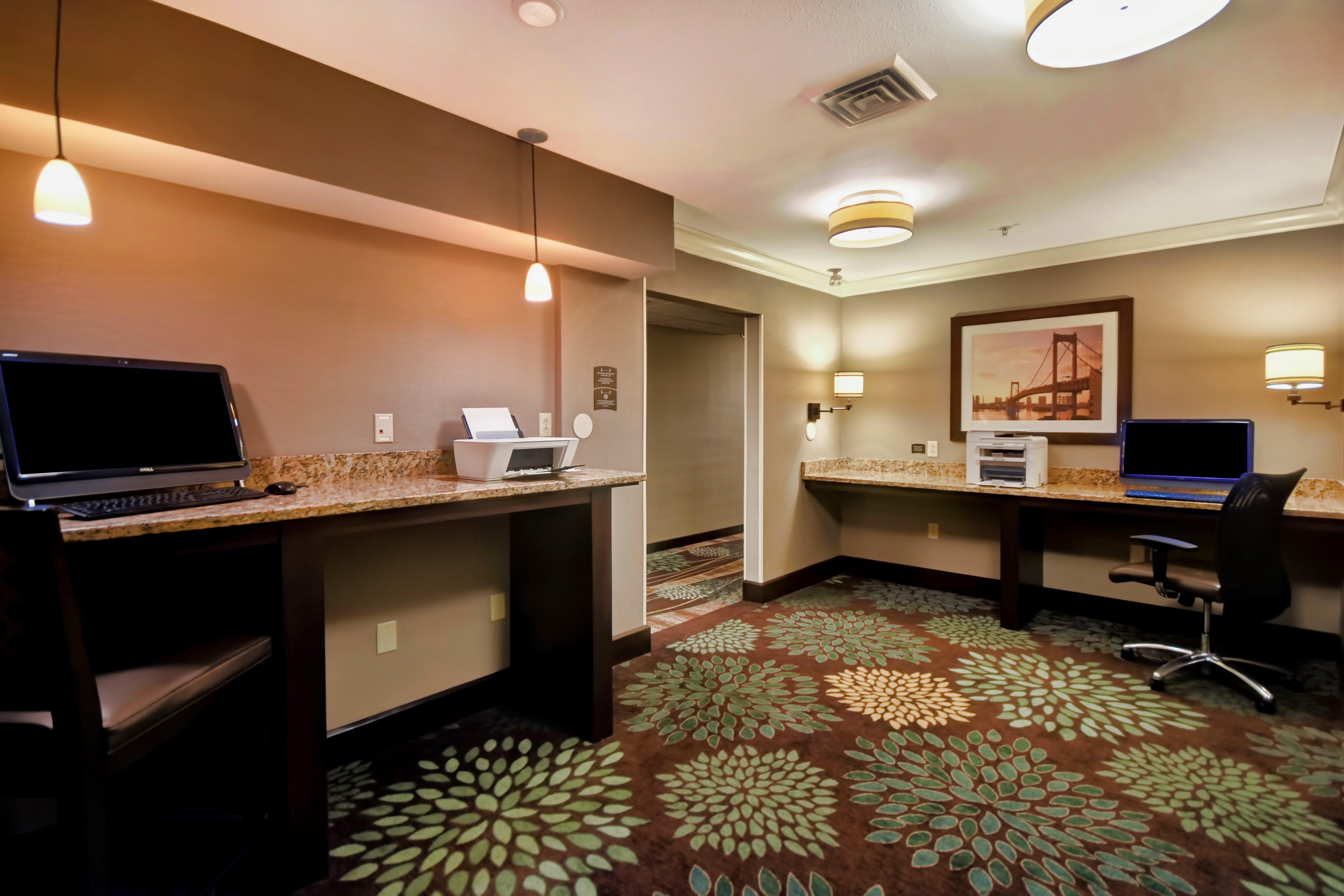 Staybridge - East By Ihg Hotel 3*